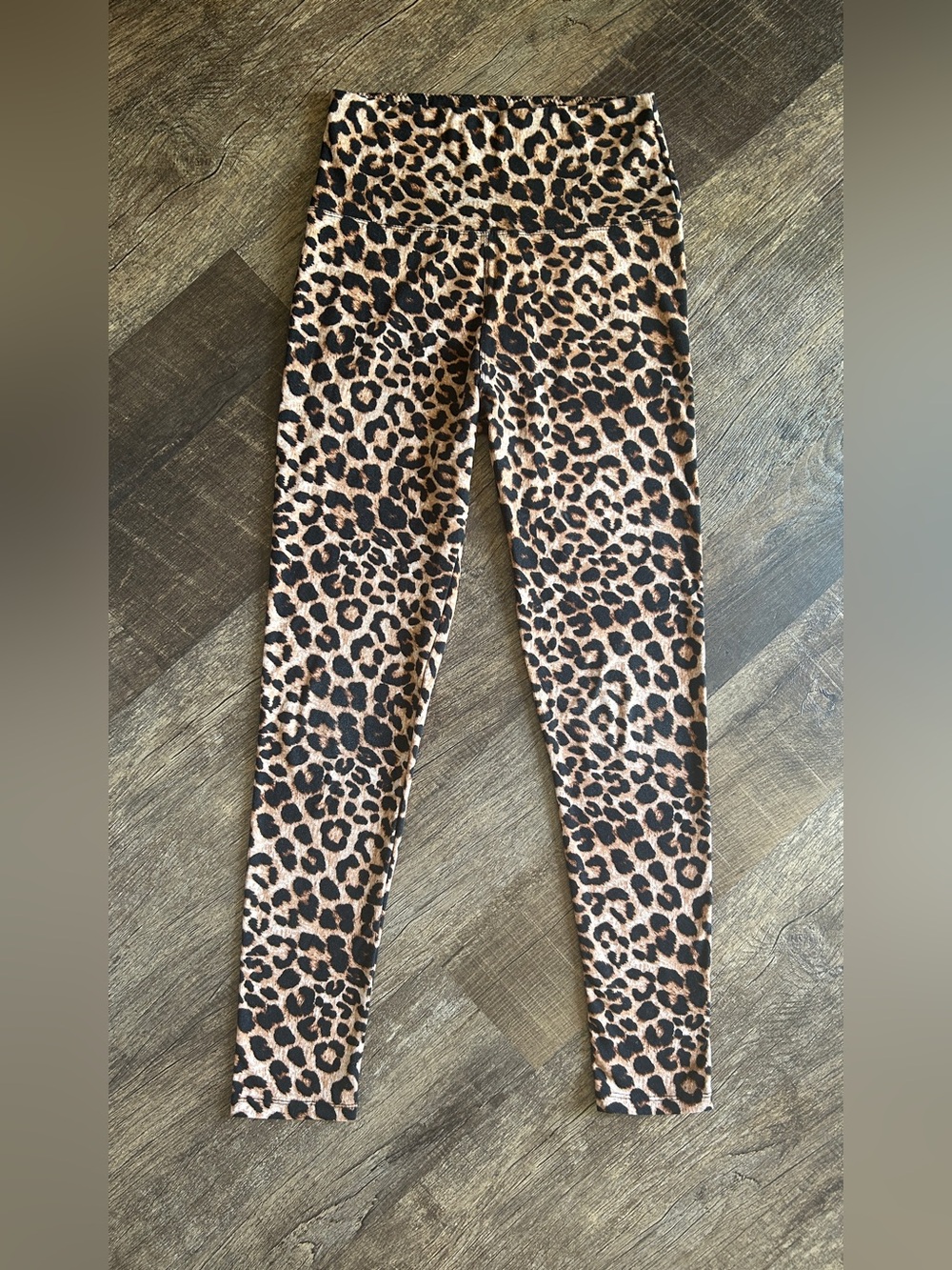 Super soft Leopard Print high waisted athletic pants leggings S - M
